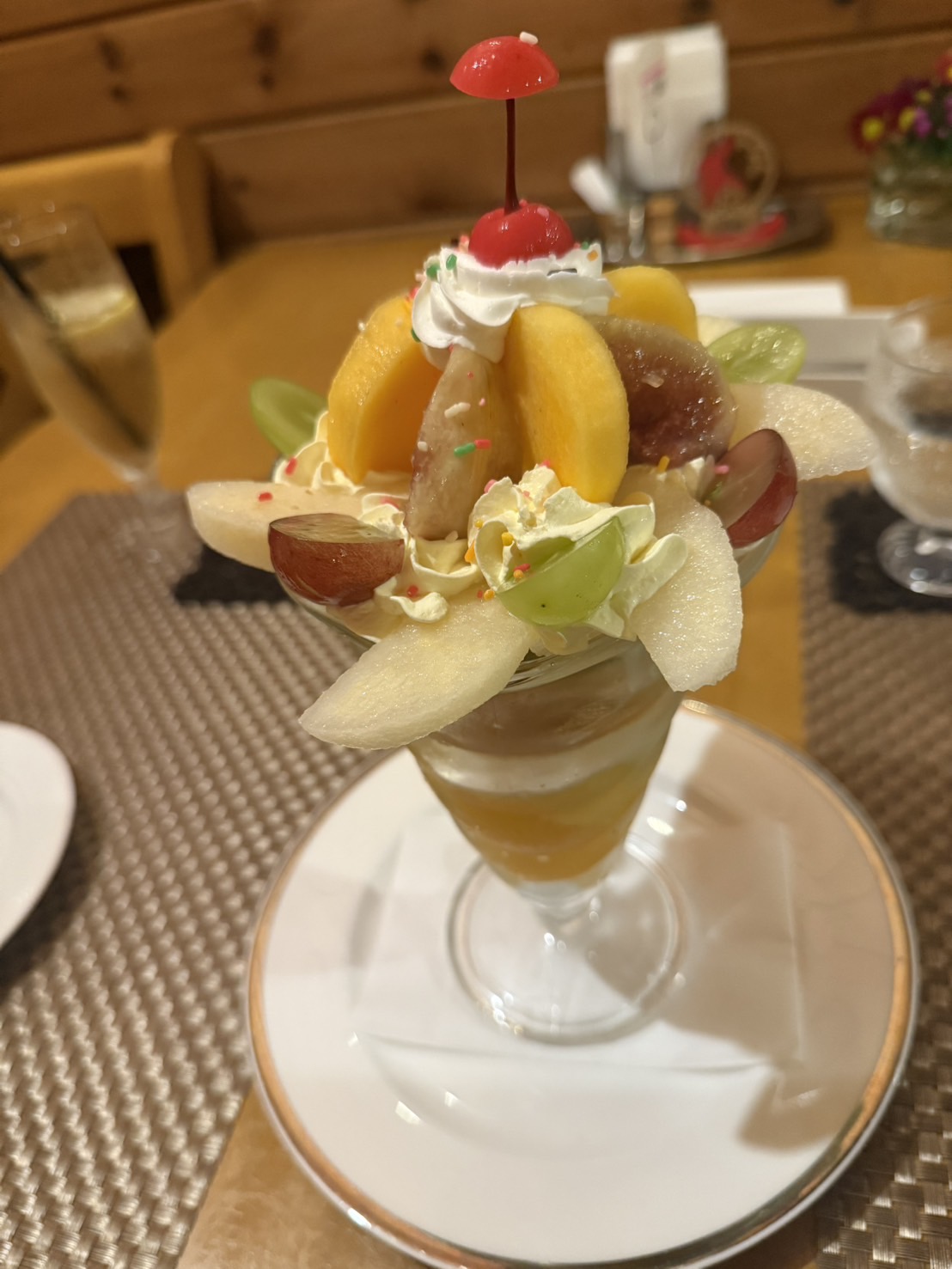双葉みこと